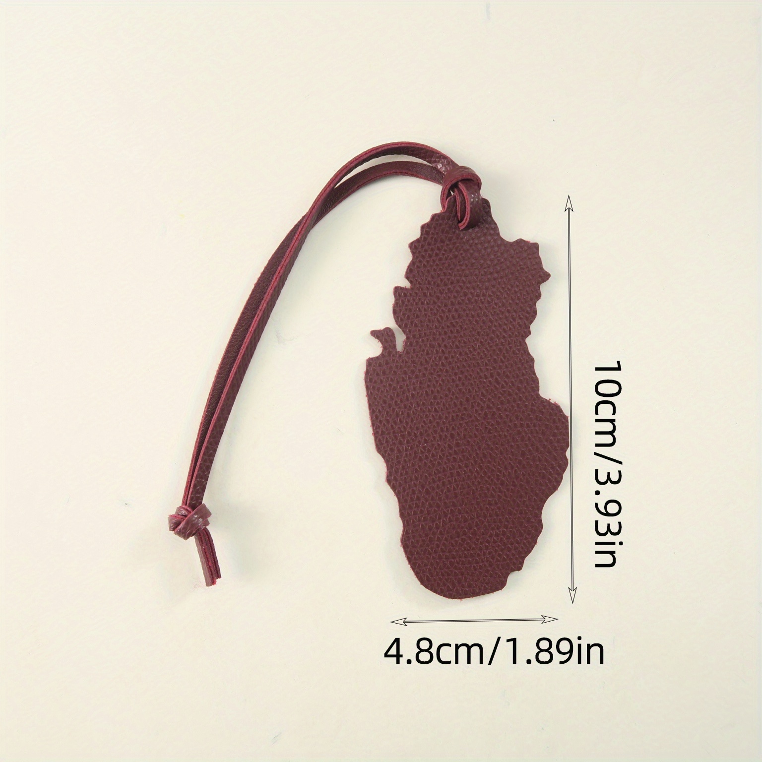Breloque en cuir PU carte du Q - Car Accessories Qatar avis et prix