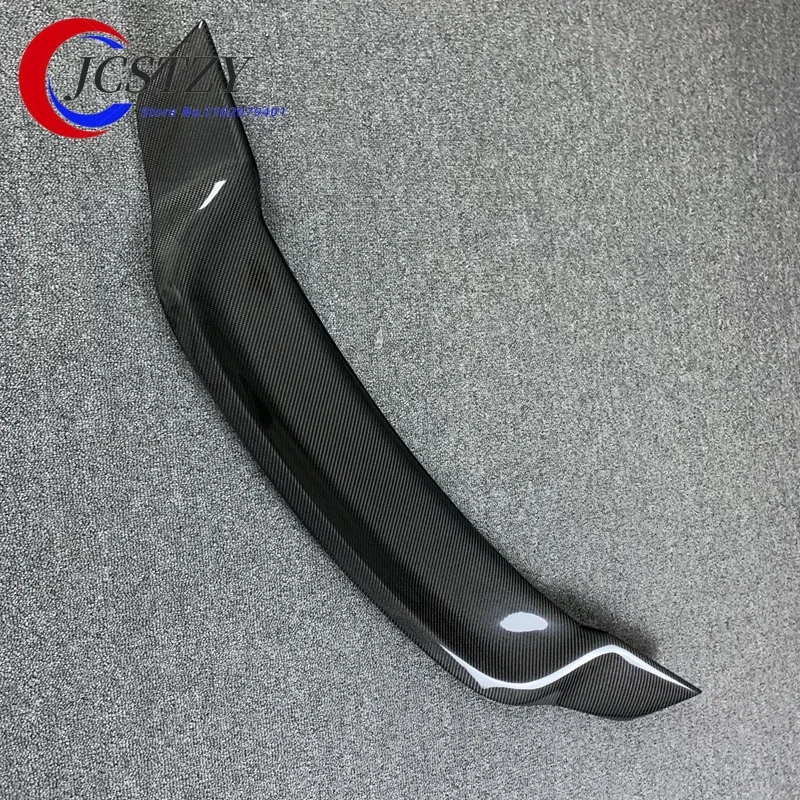 Aileron arrière en fibre de ca - Car Accessories Lipa avis et prix